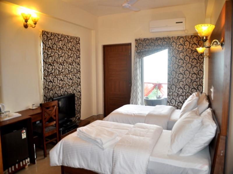 Hotel The Bhopal Grande Exterior foto
