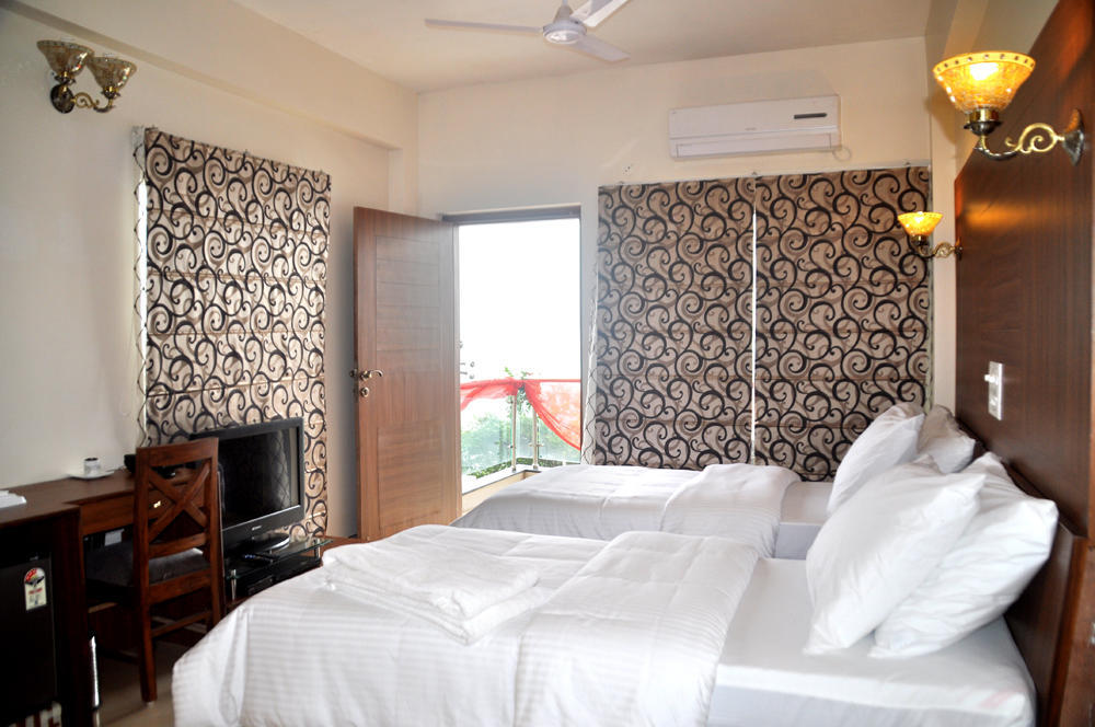 Hotel The Bhopal Grande Exterior foto
